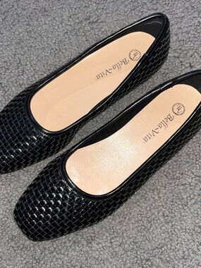 BELLA-VITA KIMIKO BLACK WOVEN FAUX LEATHER BALLET FLATS - NWOT - SIZE 9 NARROW